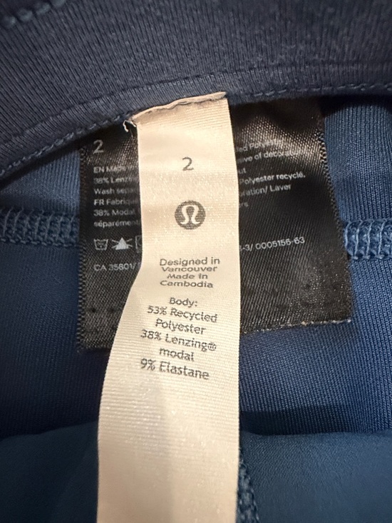 lululemon athletica Cropped Wide-Leg Pants in Slate - Picture 2 of 3